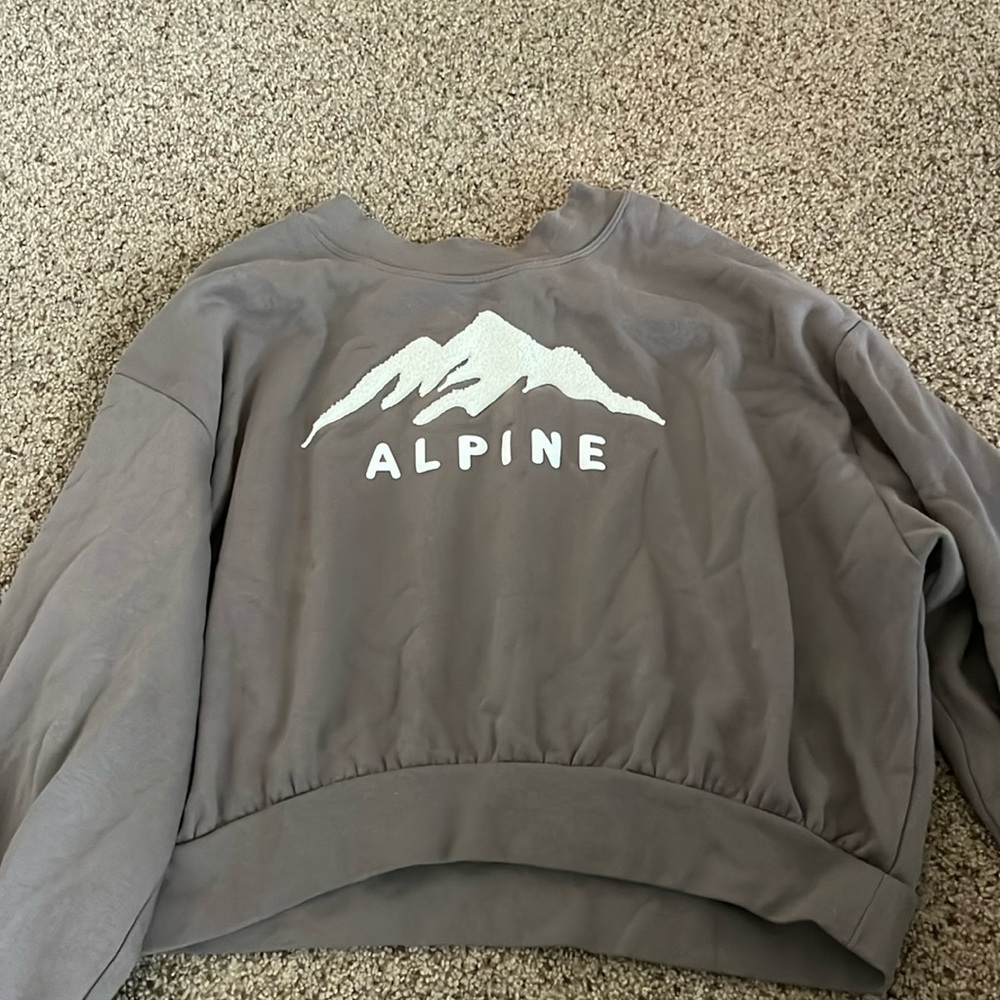 Women’s Sweatshirt